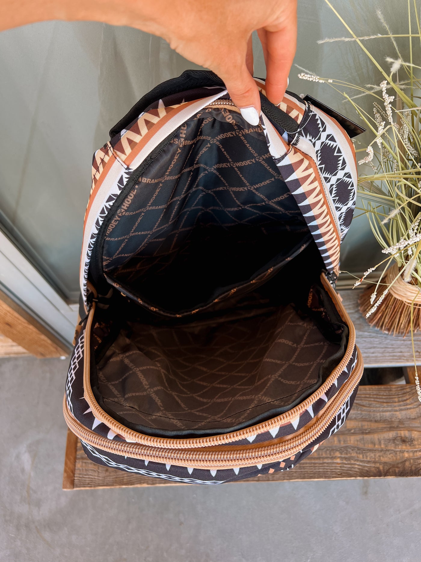 Ox Backpack by Hooey - Rust & Tan Aztec