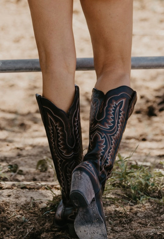 The Casanova Boot by Ariat - Brooklyn Black