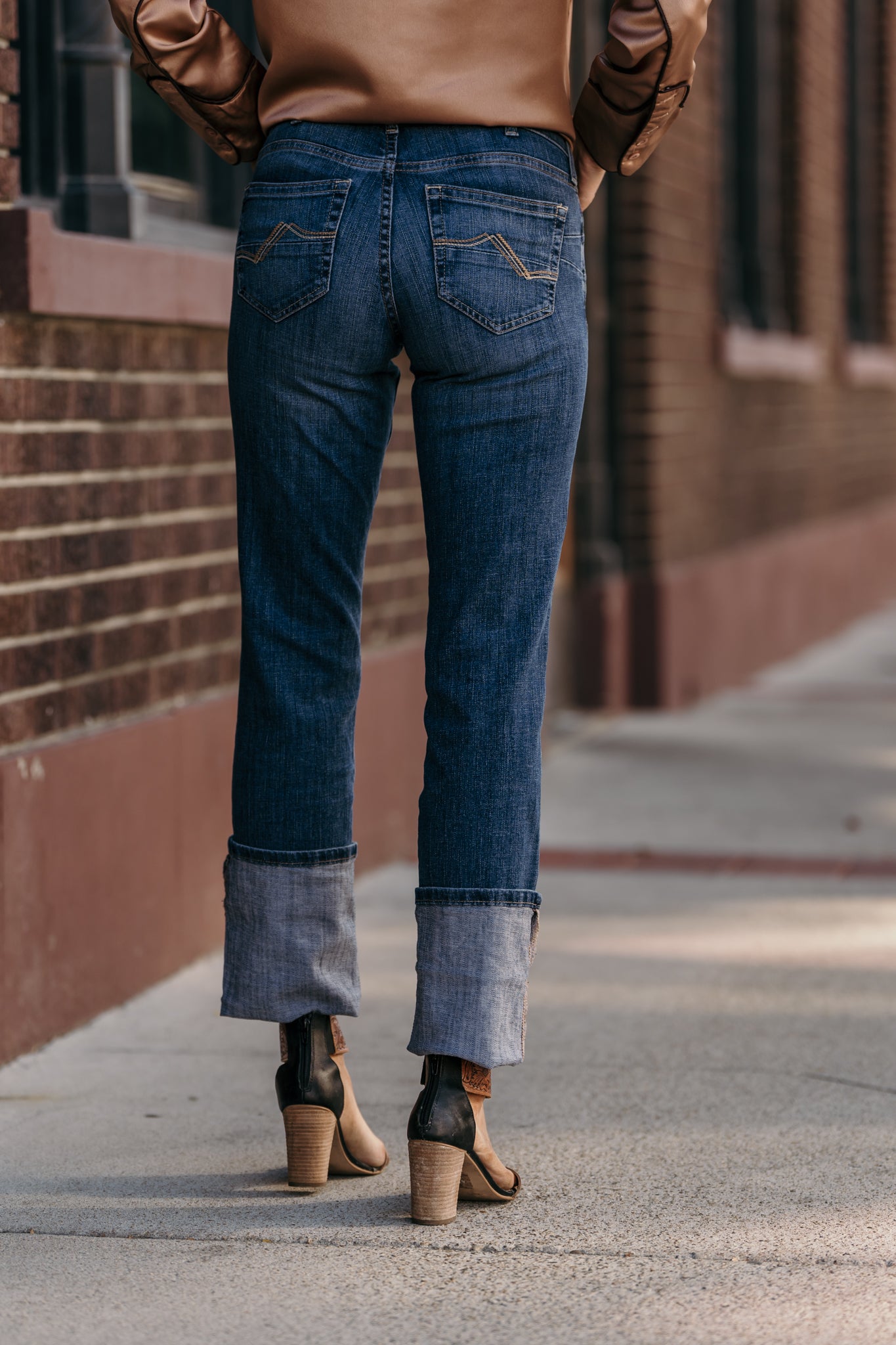 The Toronto Straight Leg Jean by Ariat